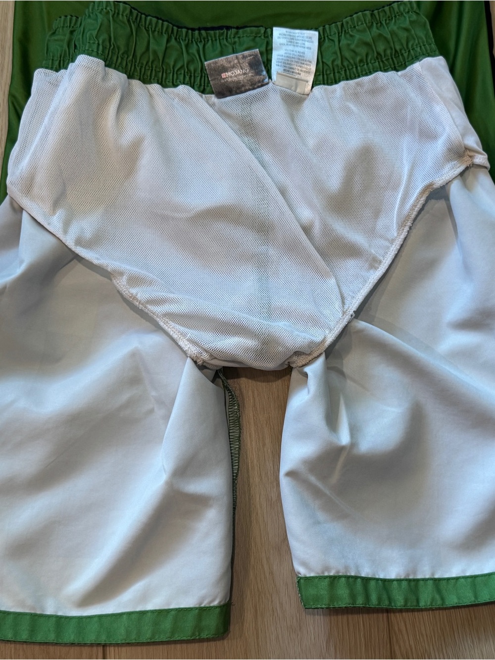 Minecraft Green Creeper Rash Guard Set - Picture 6 of 9